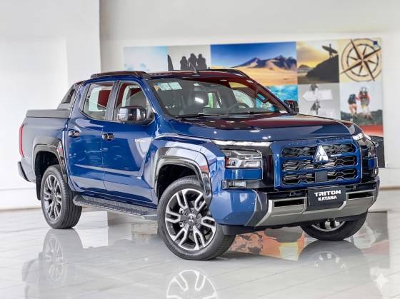 MITSUBISHI TRITON 2.4 BITURBO DIESEL CD KATANA 4X4 AUTOMÁTICO MITSUBISHI TRITON 2.4 BITURBO DIESEL CD KATANA 4X4 AUTOMÁTICO